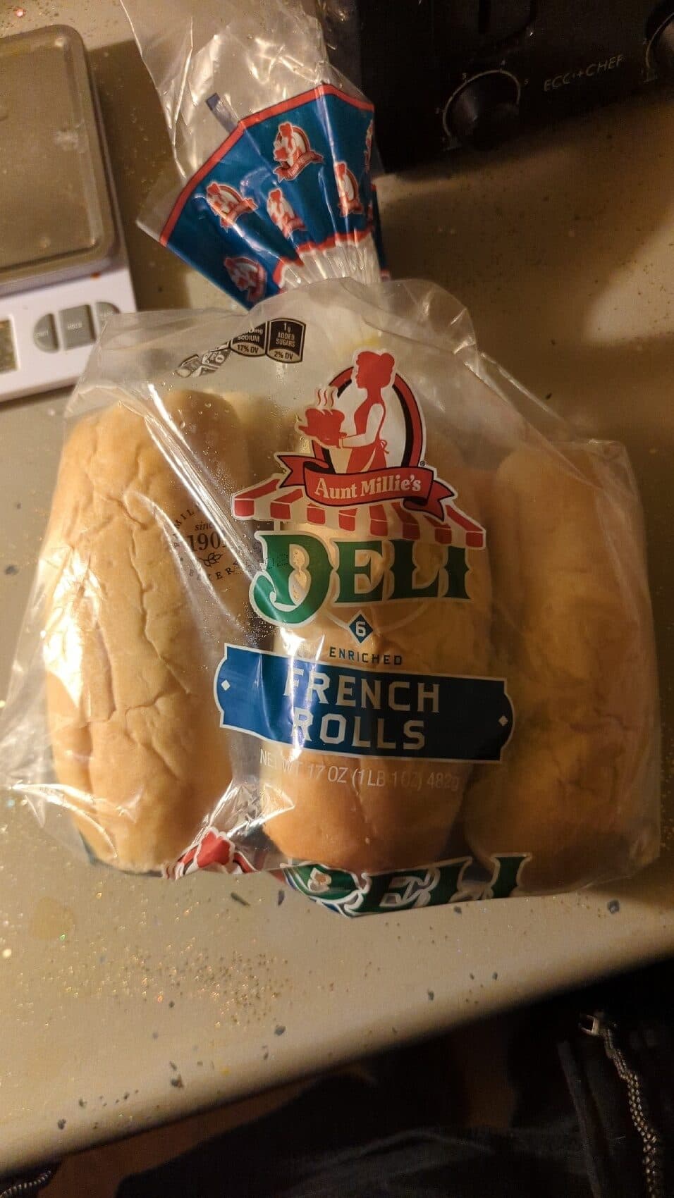 Aunt Millie's Old world european style french rolls packshot