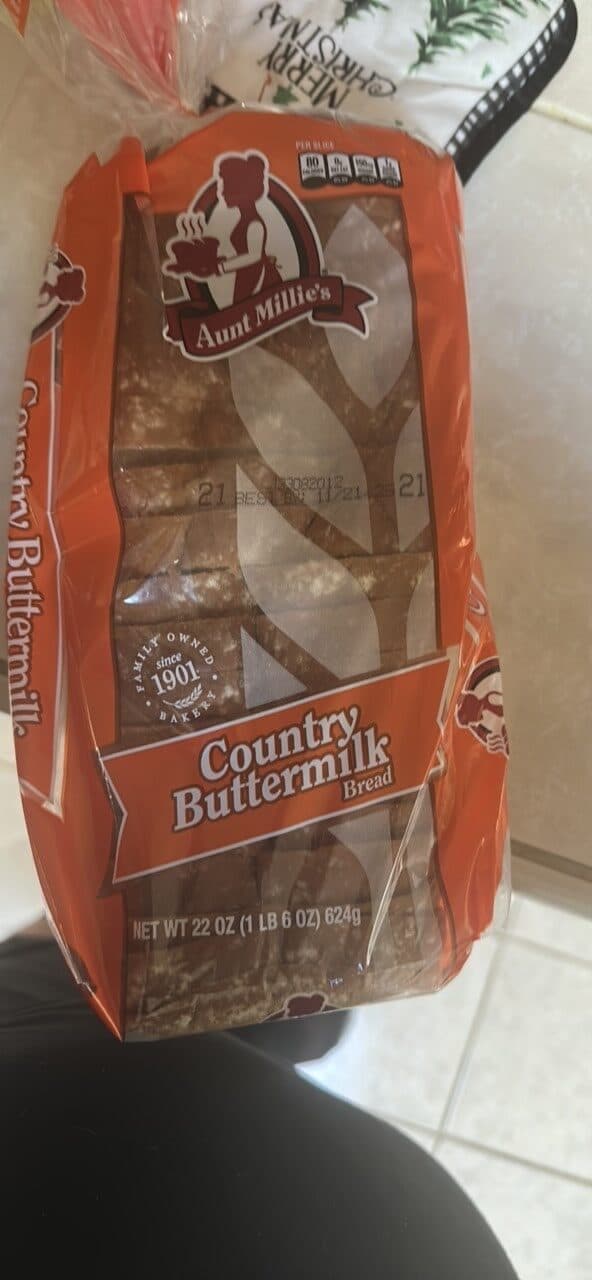 Aunt Millie's Country Buttermilk Bread packshot