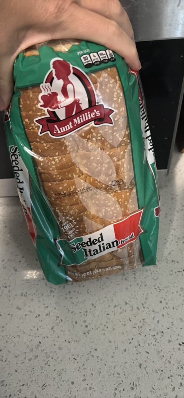 Aunt Millie's Seeded Italian Bread packshot