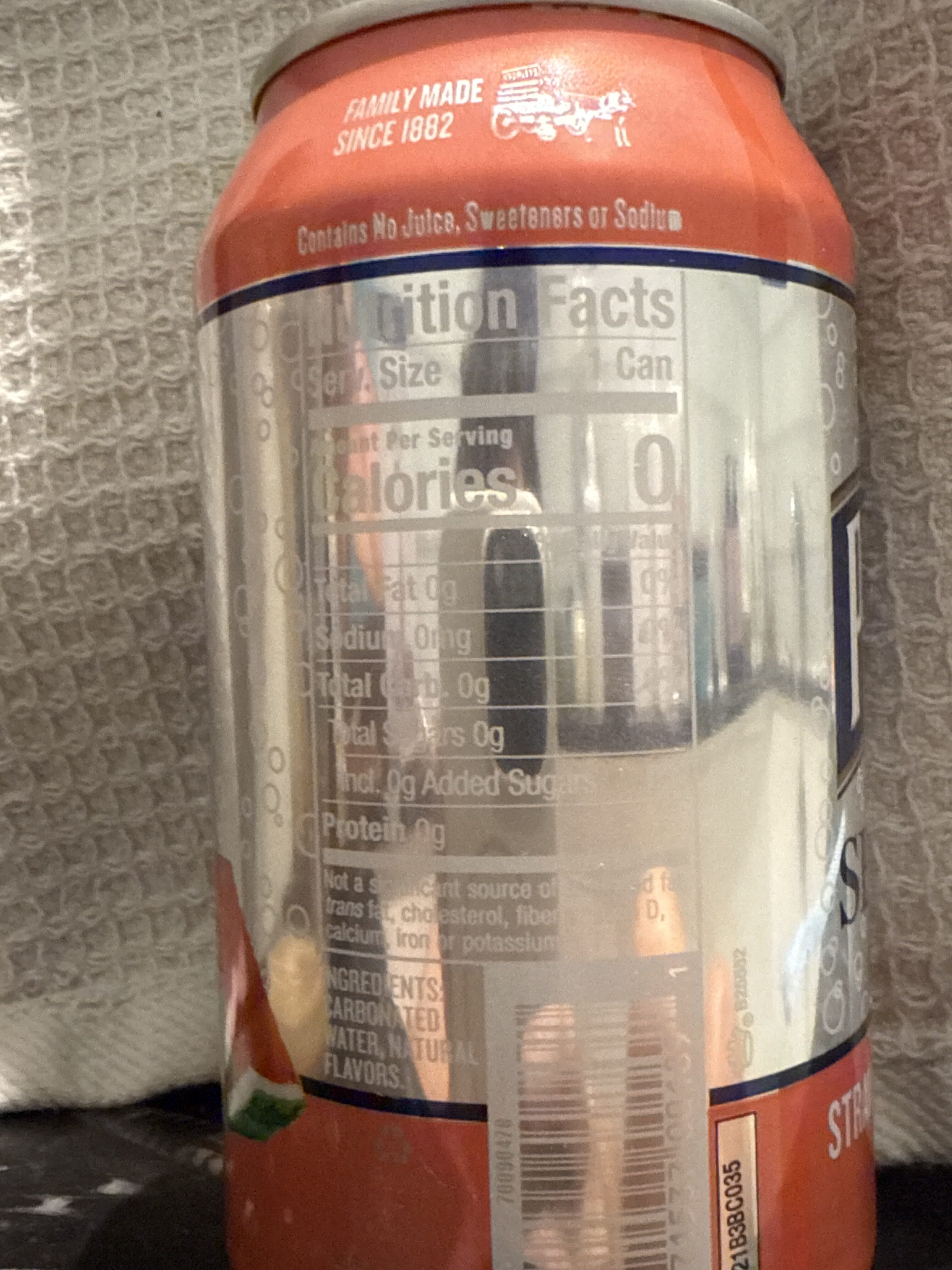 Polar Strawberry Watermelon Seltzer packshot