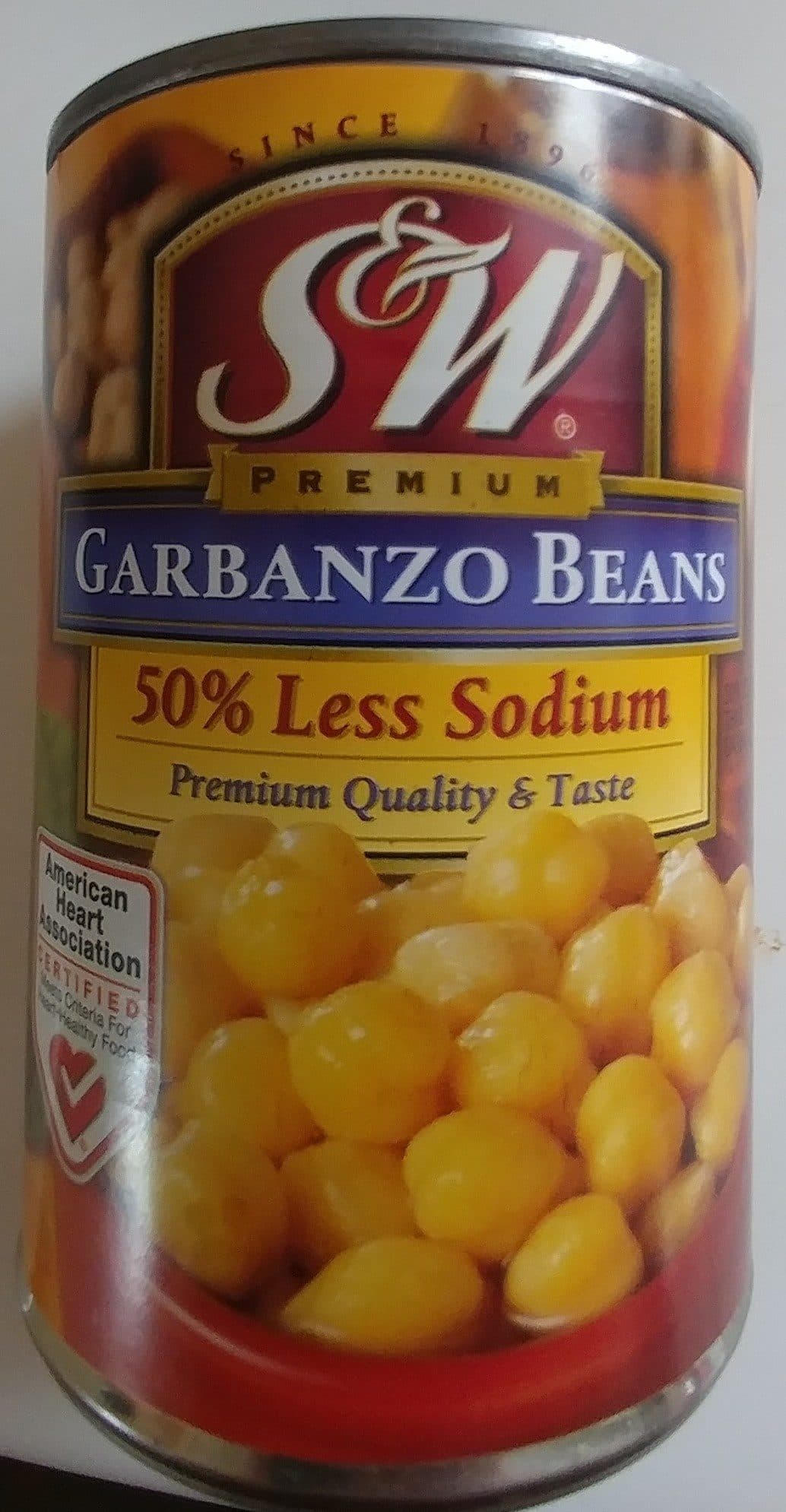 S&W Garbanzos chick peas packshot