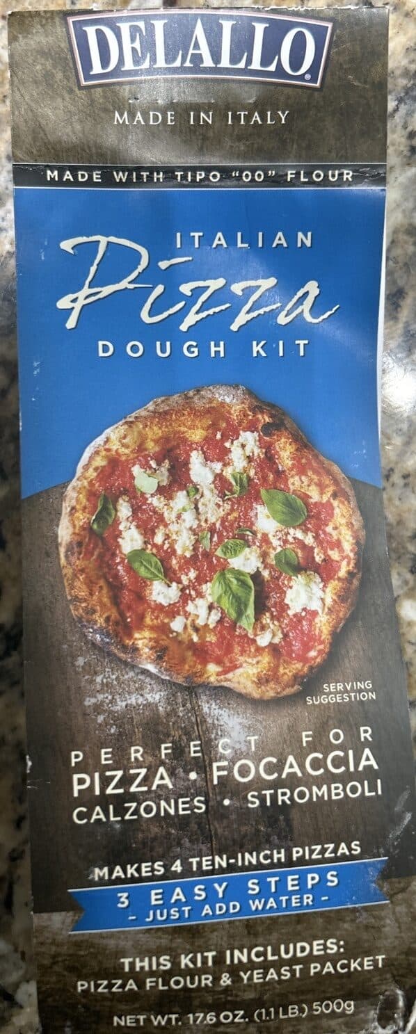 Delallo Italian Pizza Dough Kit packshot