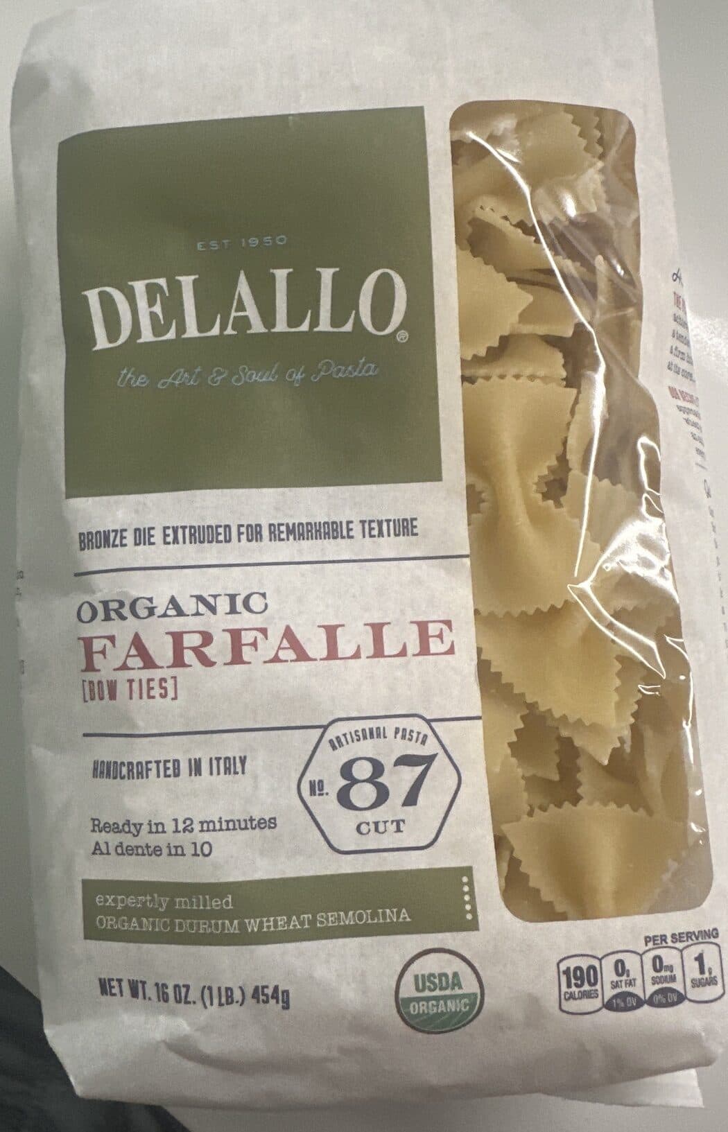 Delallo Farfalloni no. 88, authentic organic pasta packshot