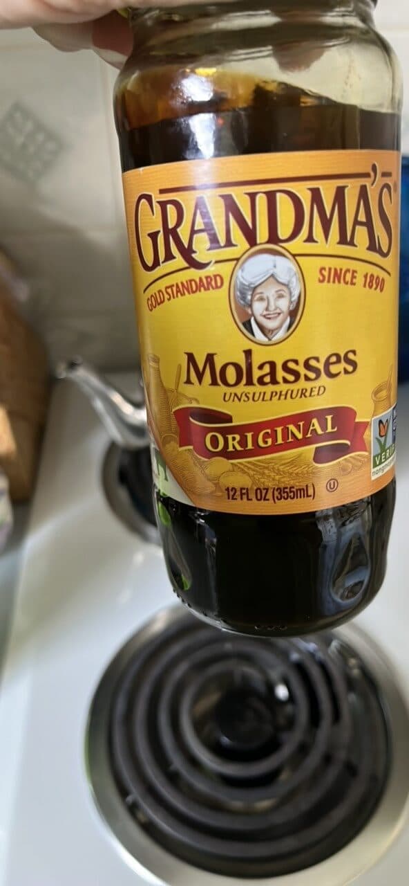 GRANDMA'S Molasses packshot