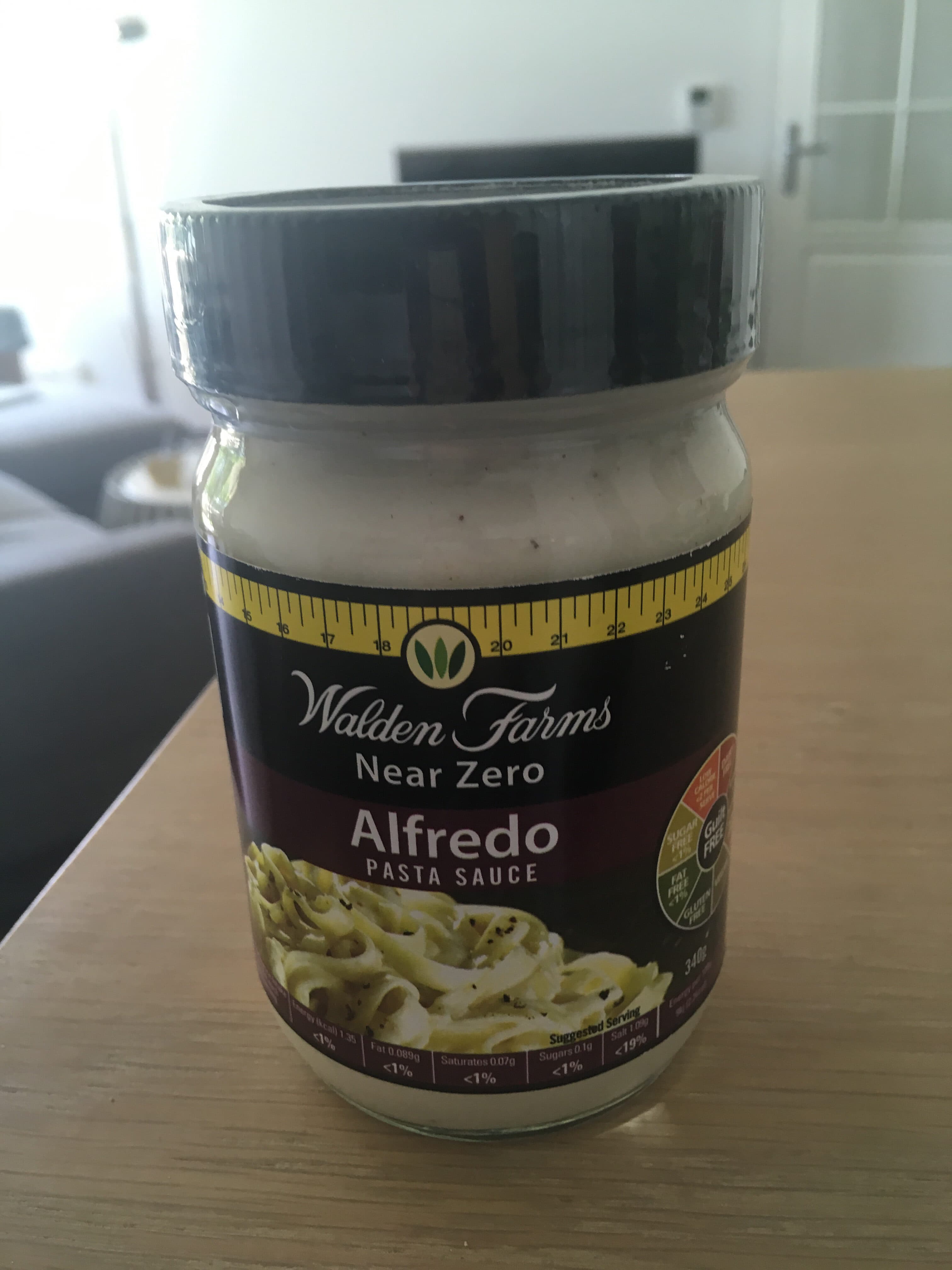 Walden Farms Alfredo Pasta Sauce packshot