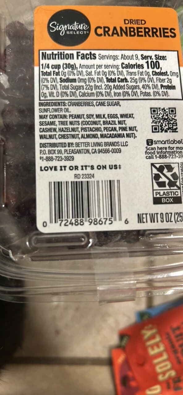 Signature Select Dried Cranberries packshot