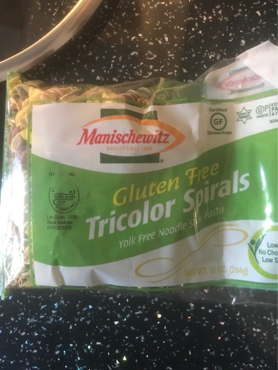Manischewitz Tricolor spirals packshot
