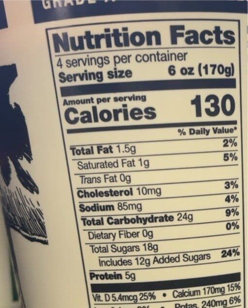 Prairie Farms Lowfat yogurt packshot