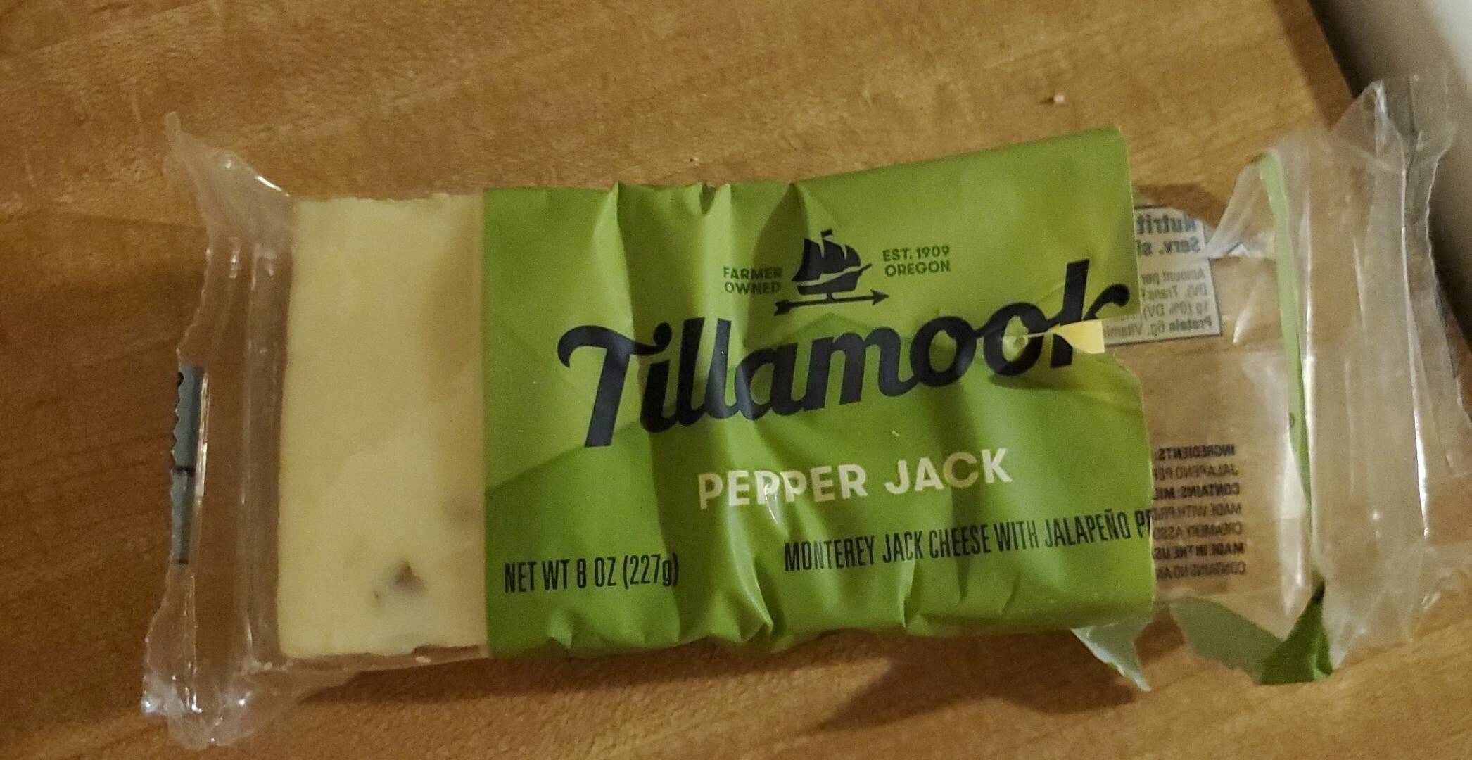 Tillamook Tillamook Pepper Jack packshot