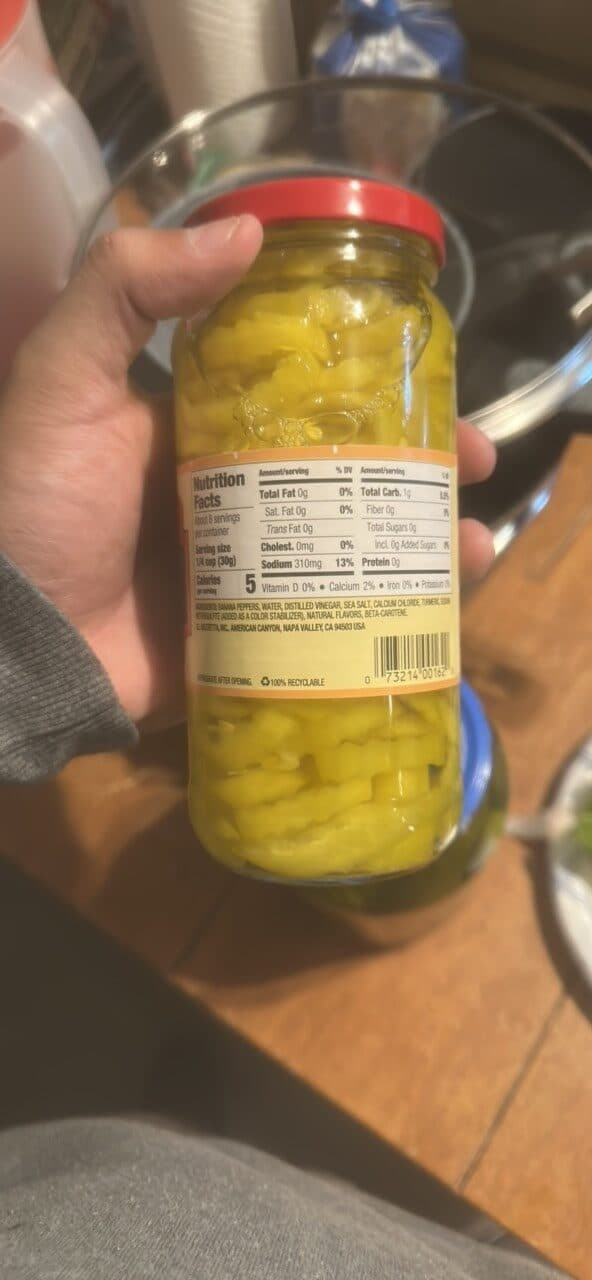 Mezzetta Mild Banana Pepper Rings packshot