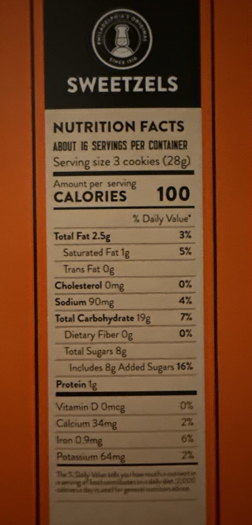 Sweetzels Spiced Waffers packshot