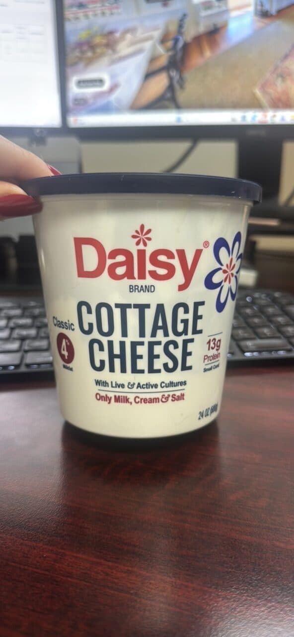 Daisy Cottage Cheese packshot