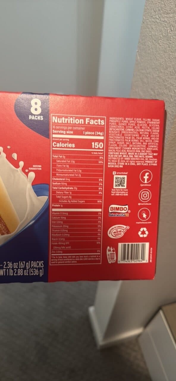 Marinela Barritas Strawberry Filled Cookies packshot