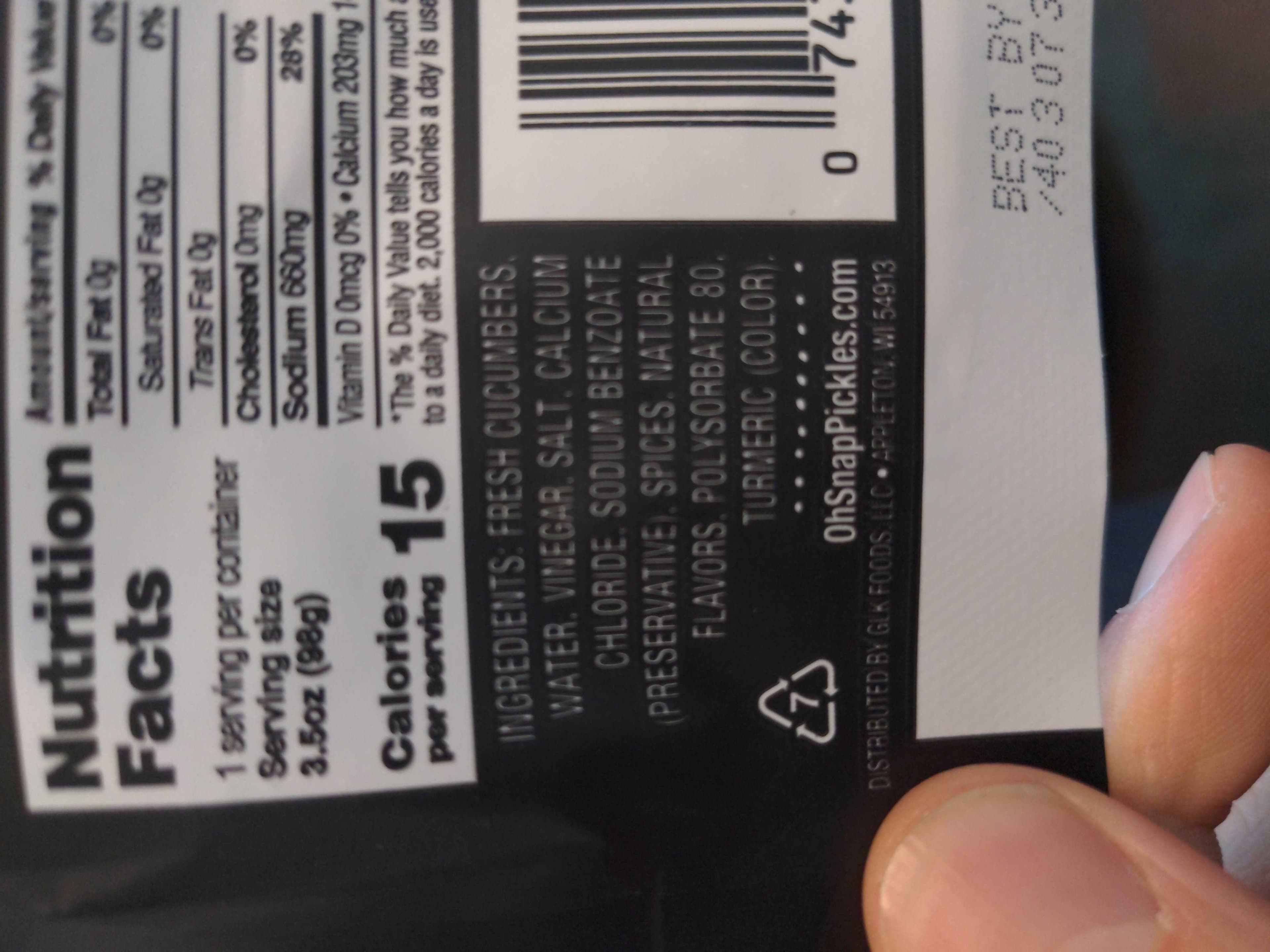 OH SNAP! Hottie Bites Hot N' Spicy Pickle Snacking Chips packshot