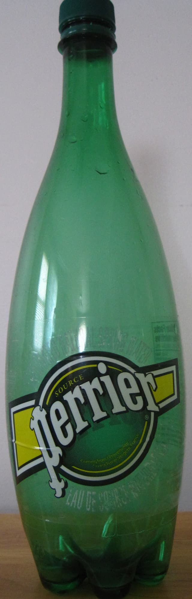 Perrier eau gazeuse perrier packshot