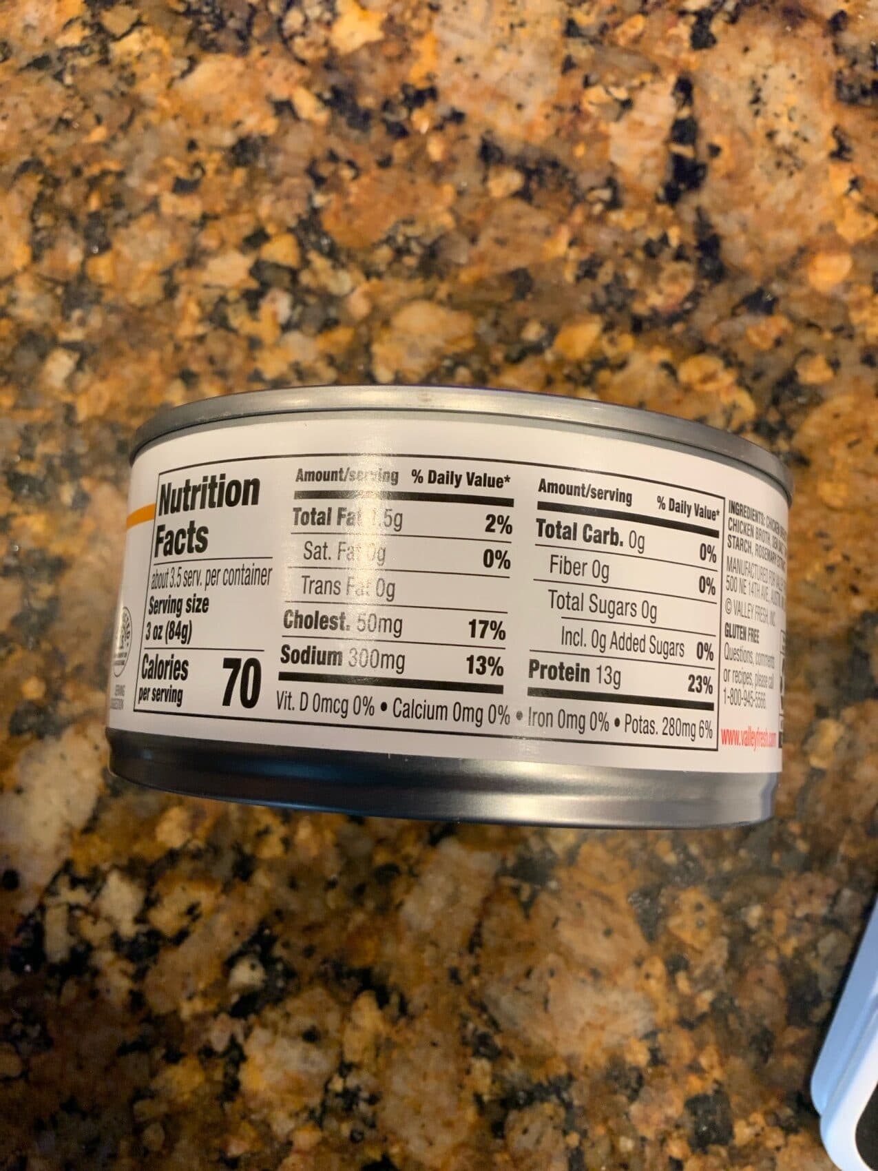 Valley Fresh Inc. Chicken breast in water with rib meat packshot