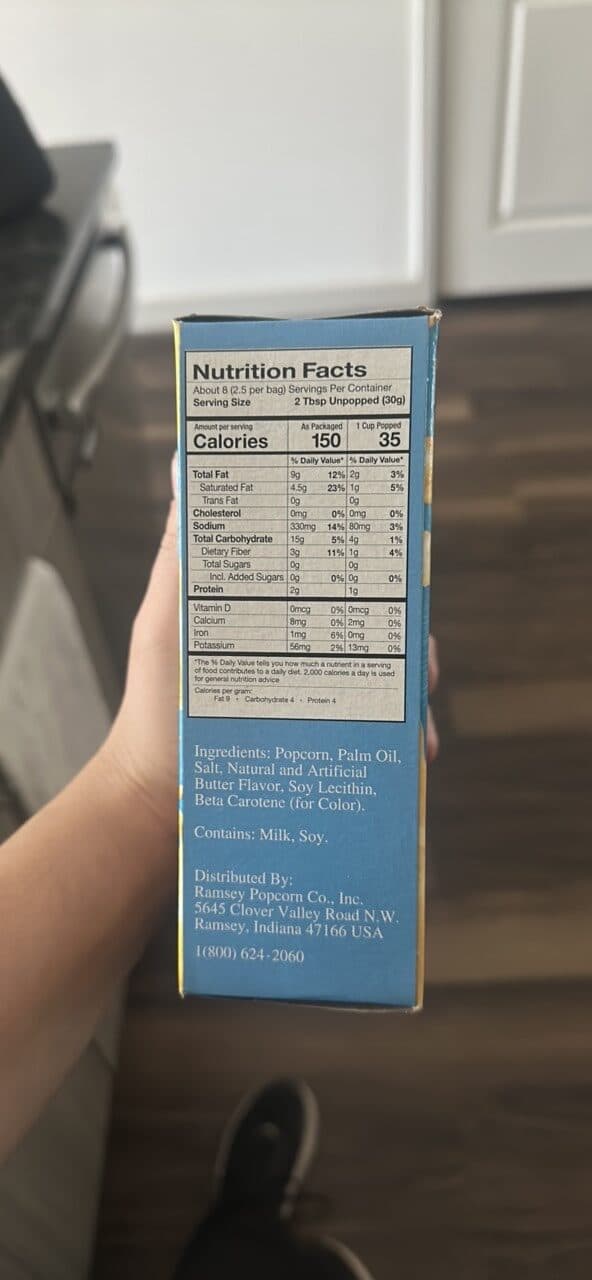 Cousin Willie's Microwave Popcorn Buttery Explosion Natural & Artificial Butter Flavor packshot