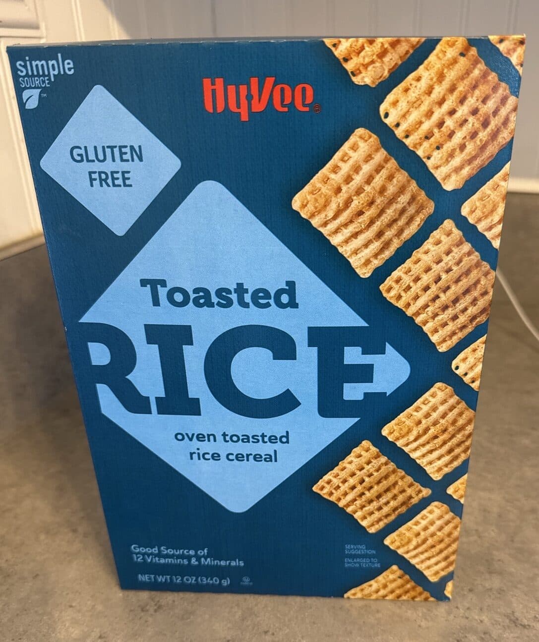 Hy-Vee Toasted Rice Oven Toasted Cereal packshot
