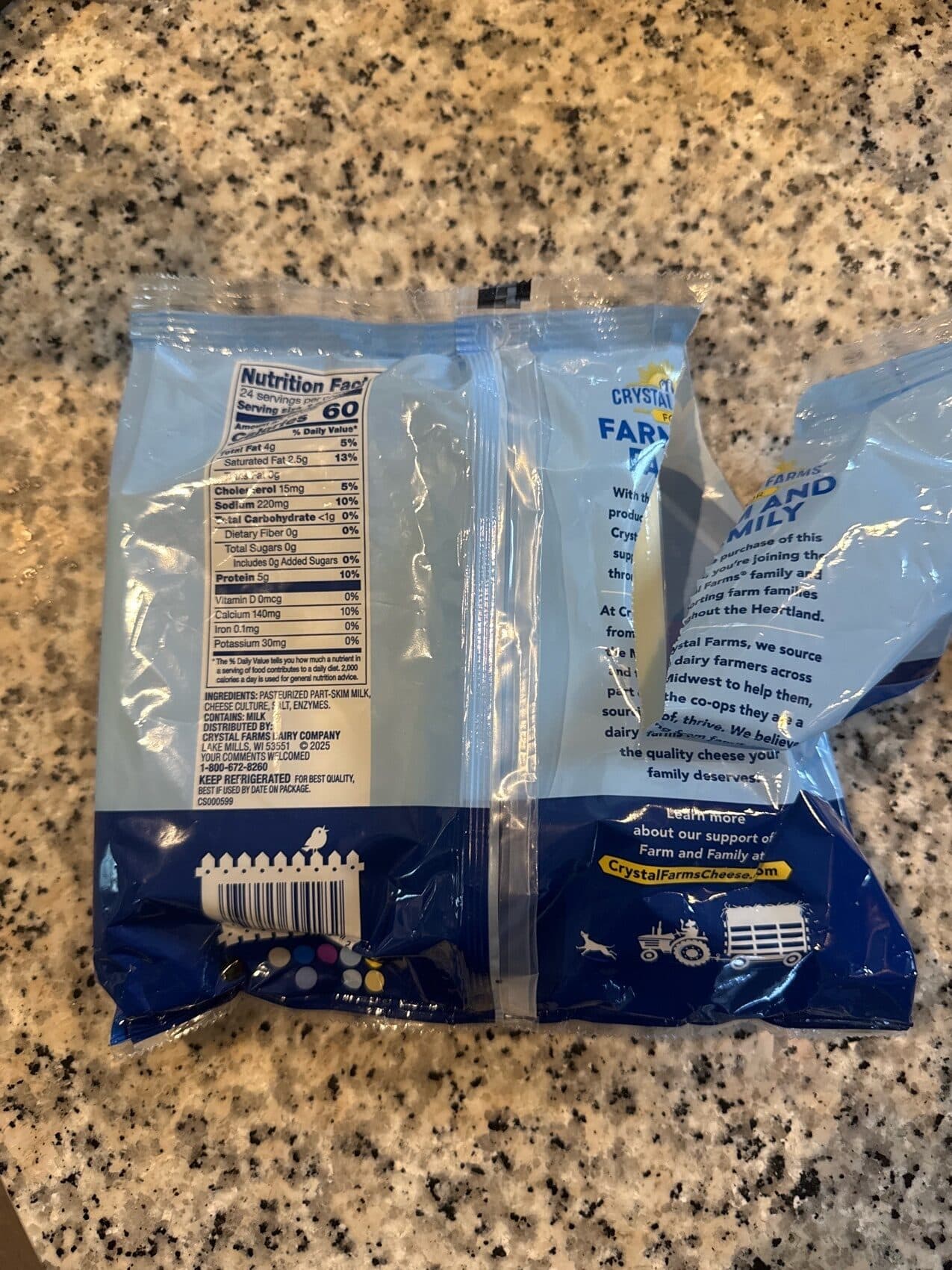 CRYSTAL FARMS STRING CHEESE PART-SKIM MOZZARELLA CHEESE packshot