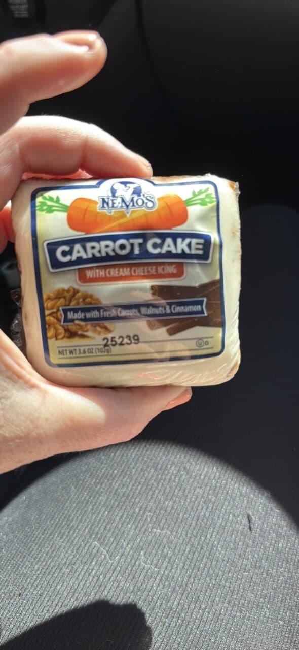 Nemo's Carrot Cake packshot