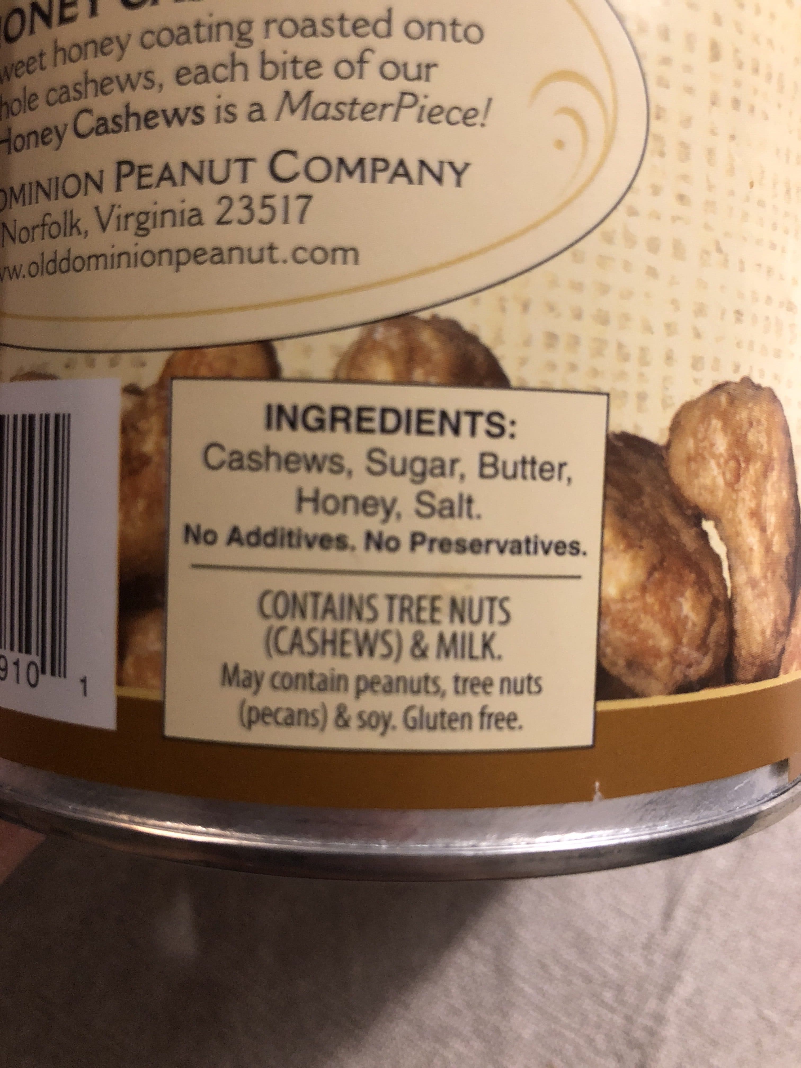 Old Dominion Old Dominion Toasted Honey Cashews Tin 10 Oz. packshot