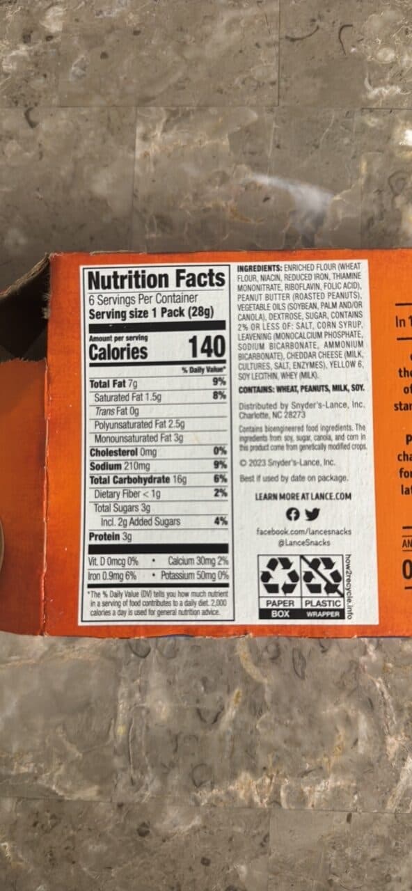 Lance Toast Chee sandwich crackers packshot