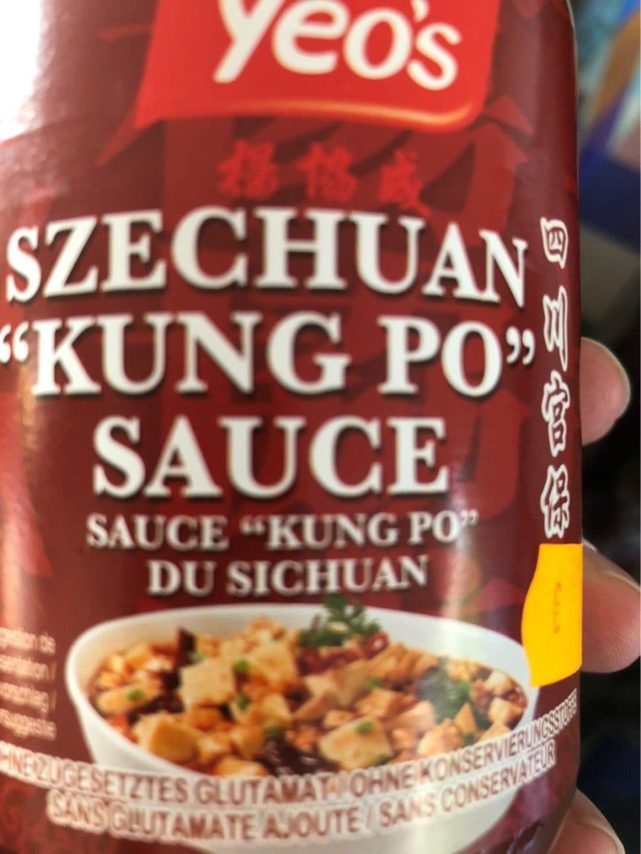 Yeo's Yeos Szechuan Kung Po Sauce packshot