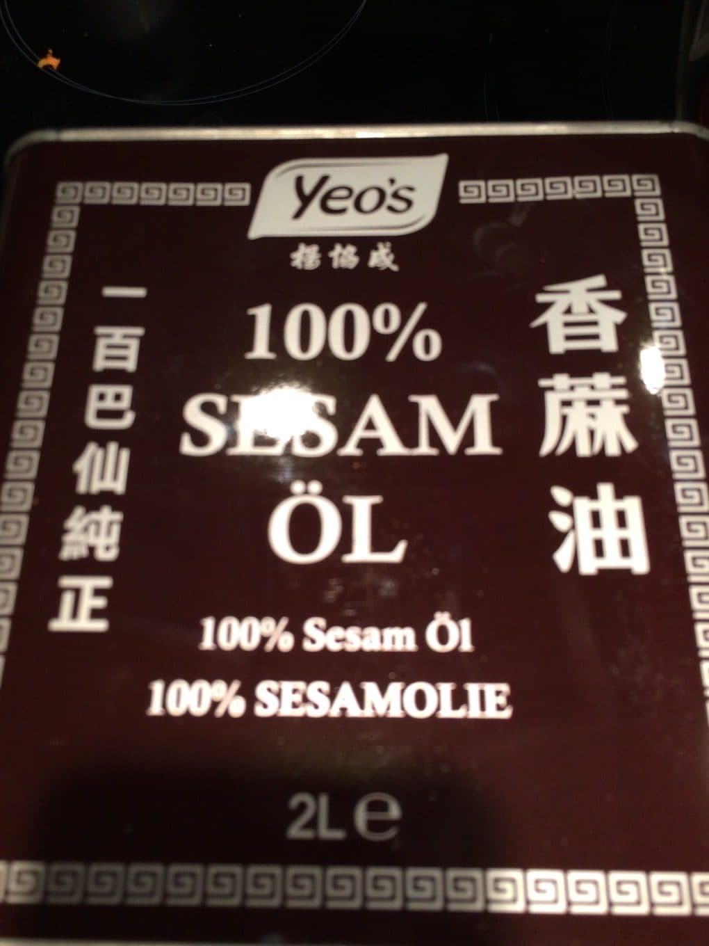 Yeo's Huile de sesame packshot