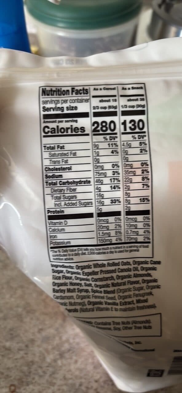 Wegmans Organic Granola Vanilla & Almonds packshot