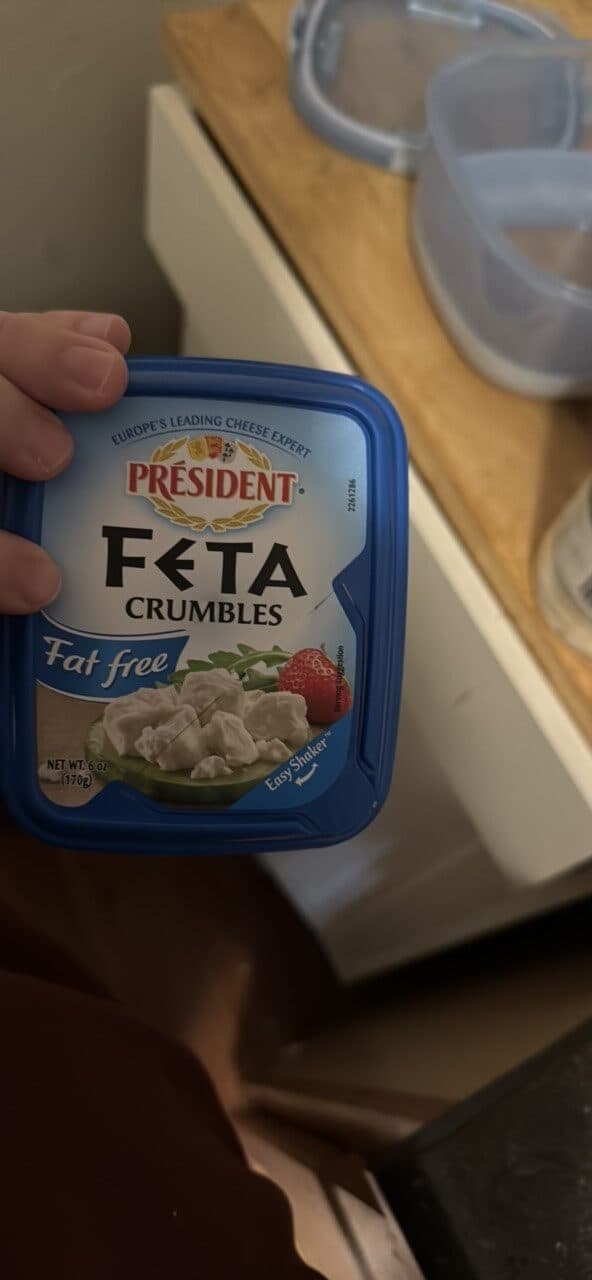 President Feta Crumbles packshot