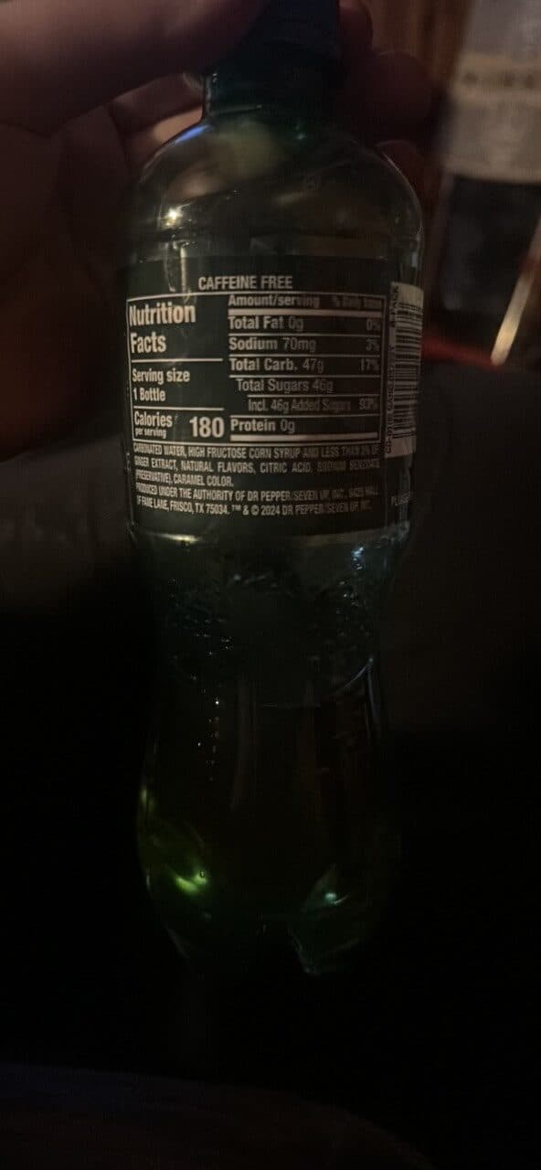 Canada Dry Ginger ale packshot