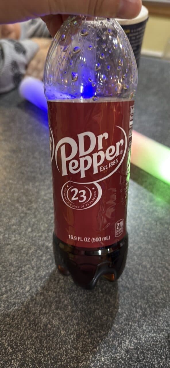 Dr Pepper Dr Pepper 12.9 oz packshot