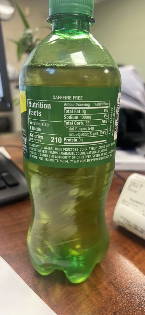 Schweppes GINGER ALE packshot