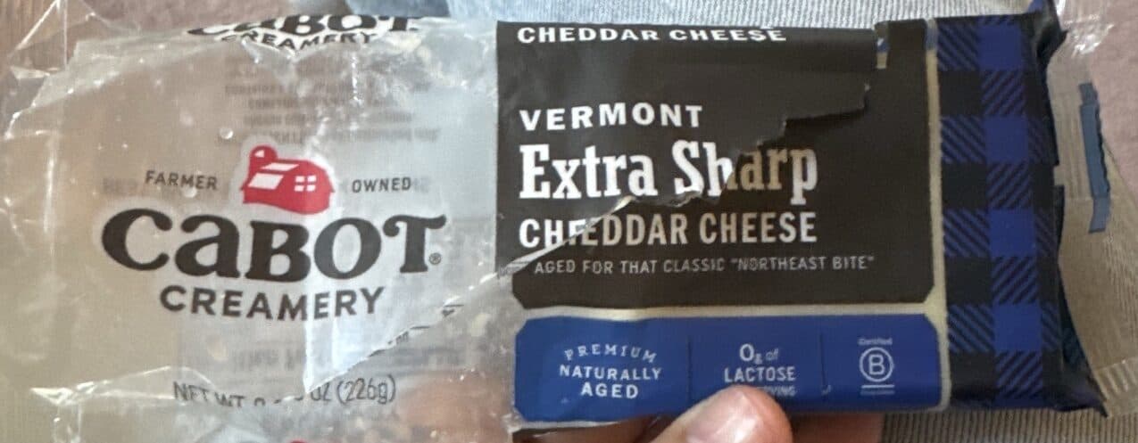 Cabot Creamery Extra Sharp Cheddar Cheese packshot