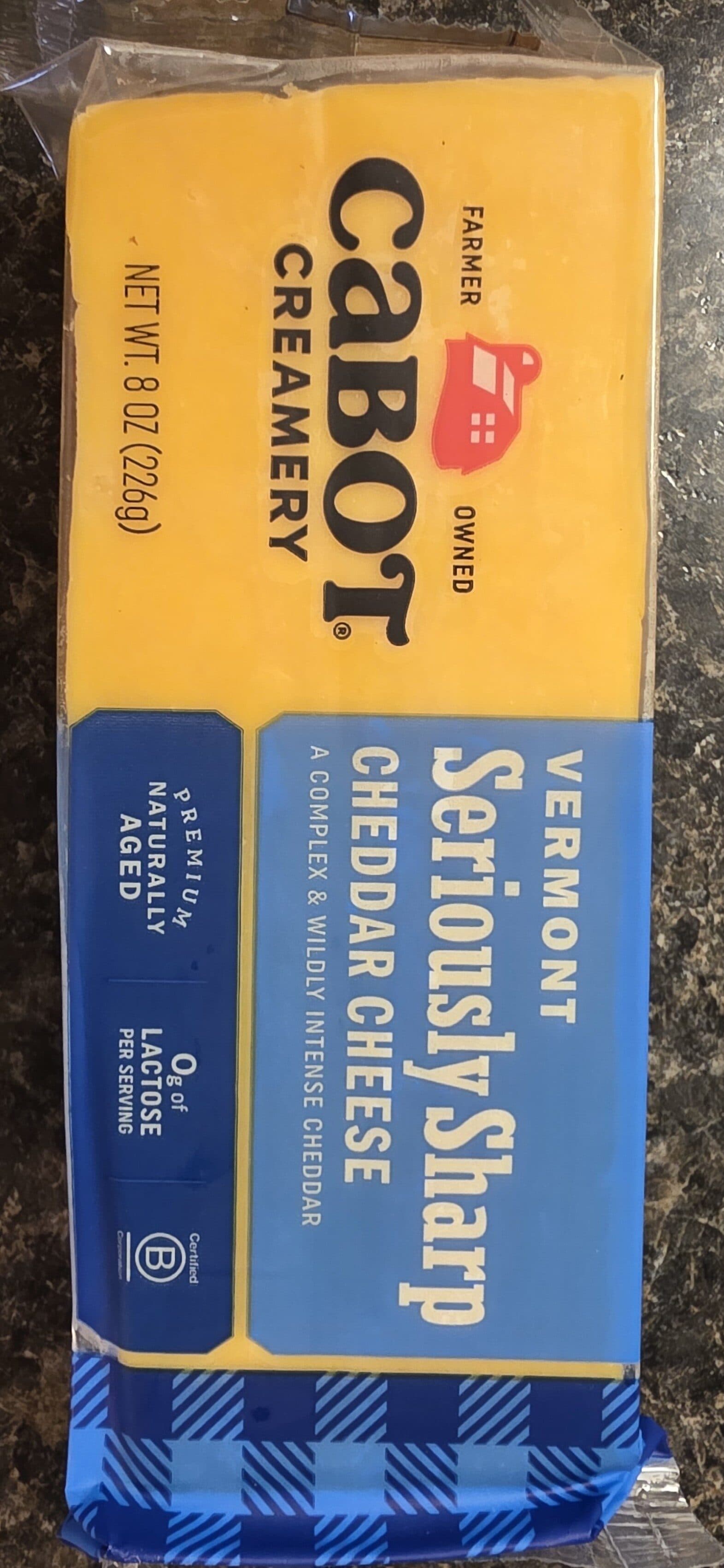 Cabot Cabot Seriously Sharp Cheddar Cheese packshot