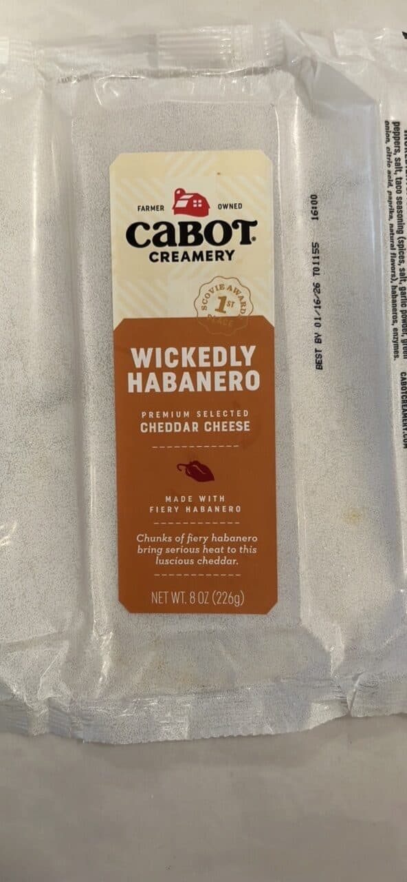 Cabot Creamery Wickedly Habanero Premium Selected Cheddar Cheese packshot