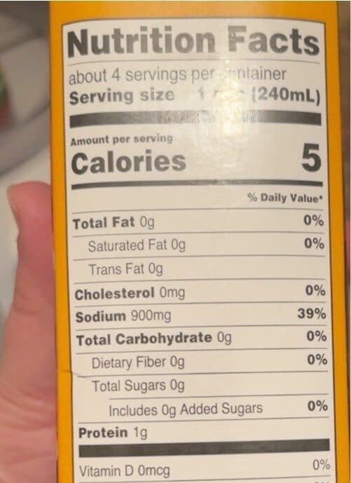 Great Value Chicken Broth packshot