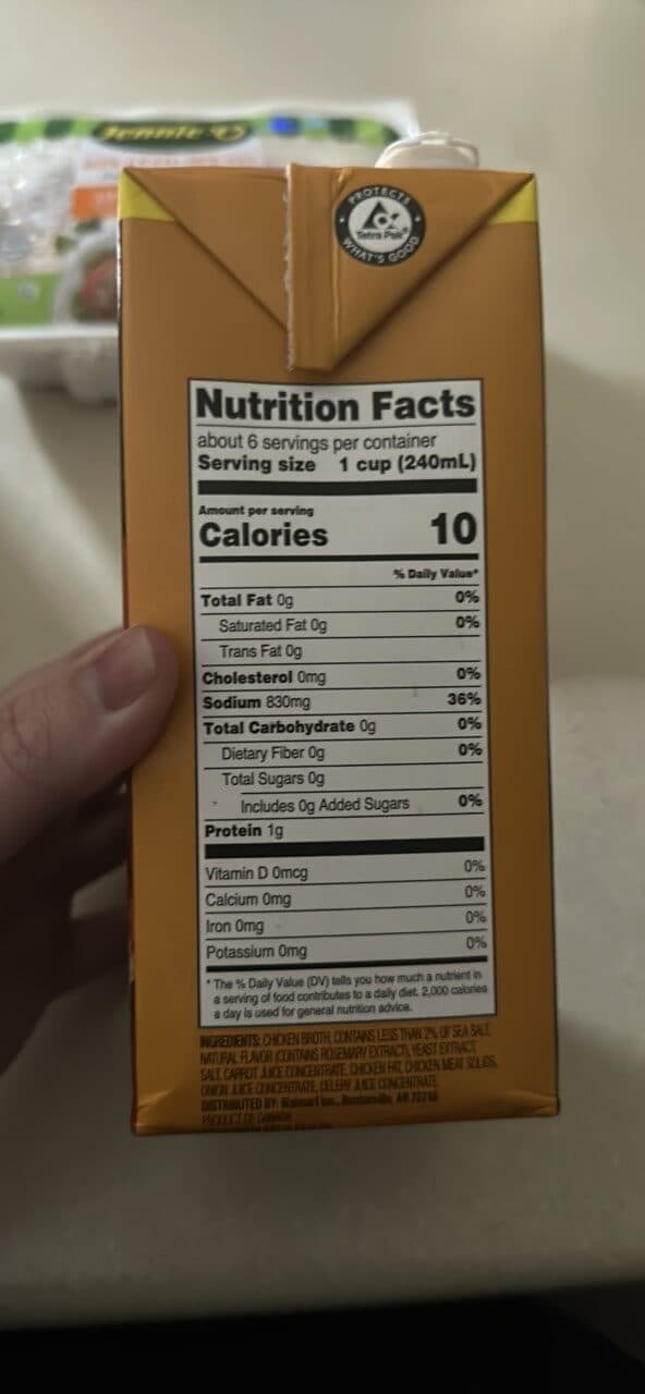 Great Value Chicken Broth packshot