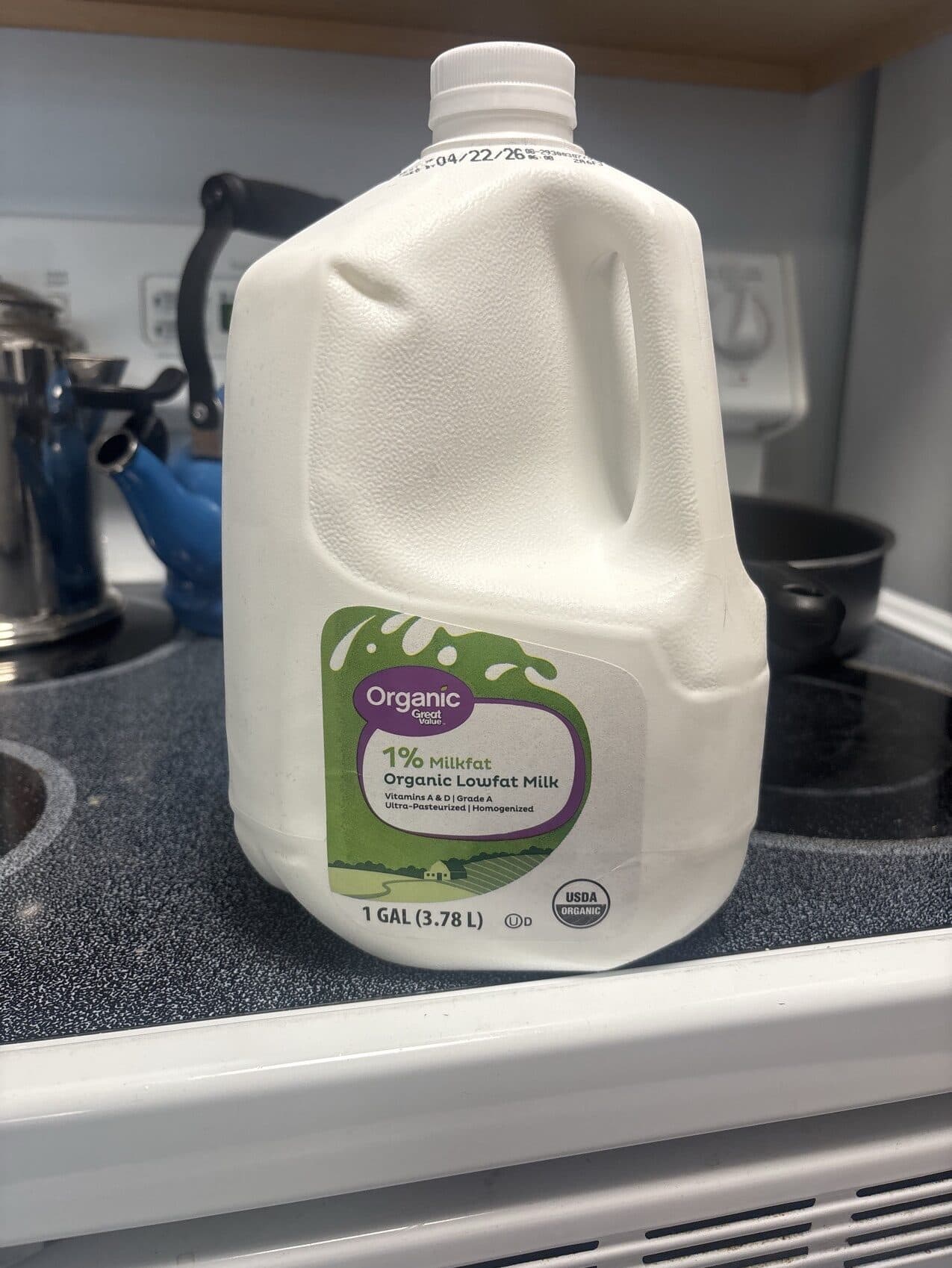 Wal-Mart Stores Inc. Organic Low Fat Milk packshot