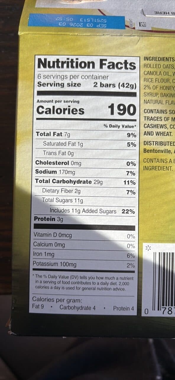 Great Value Oats & Honey Crunchy Granola Bars packshot