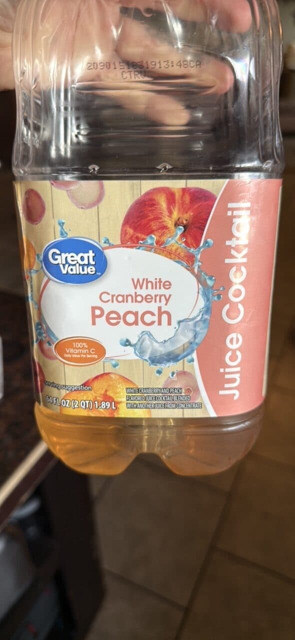 Great Value White Cranberry Peach Juice Cocktail packshot