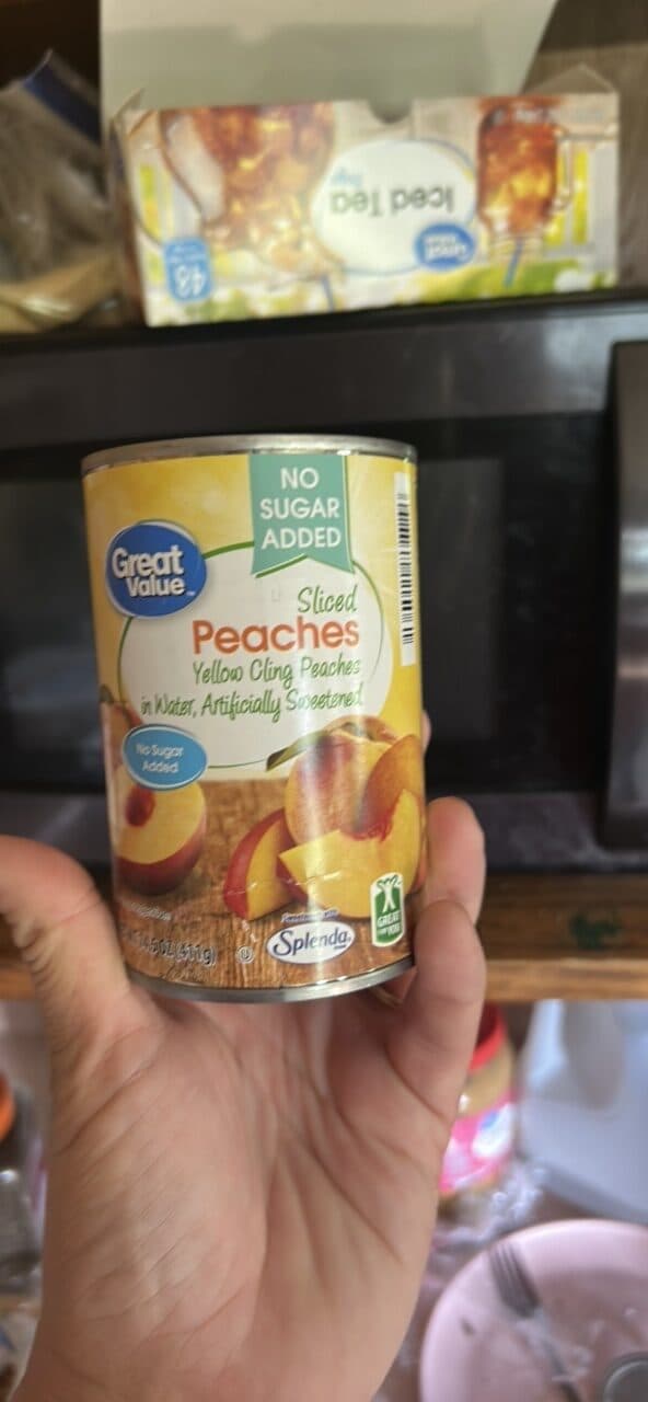 Great Value Sliced Peaches Yellow Cling Peaches in Water, Artificially Sweetened packshot