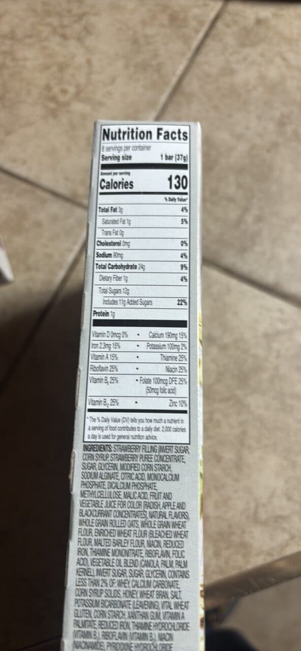 Great Value Strawberry Fruit & Grain Cereal Bars packshot