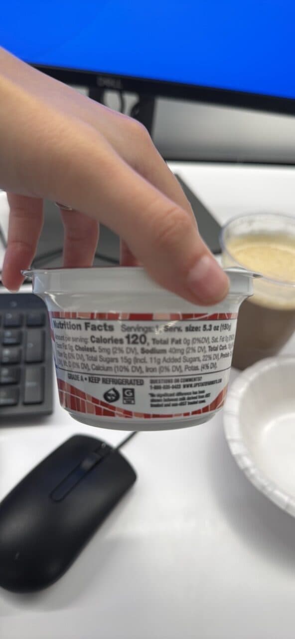 Upstate Farms Greek Nonfat Yogurt Strawberry packshot