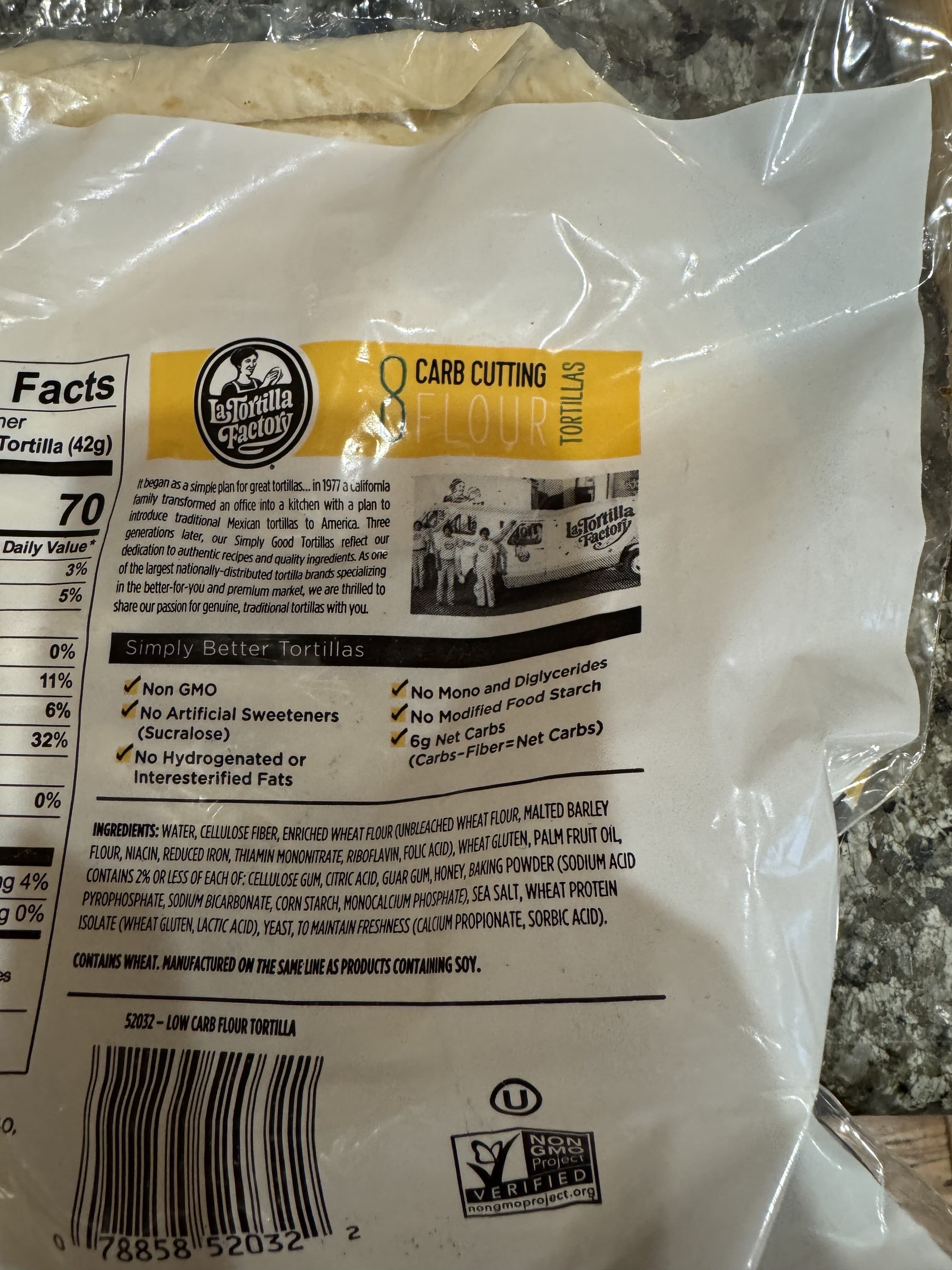 La Tortilla Factory Low Carb Tortillas packshot