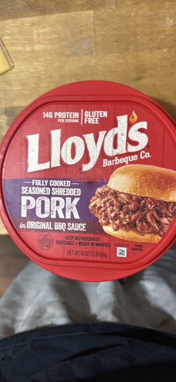 Lloyd's Barbeque Co. Seasoned Shredded Pork in Original BBQ Sauce packshot