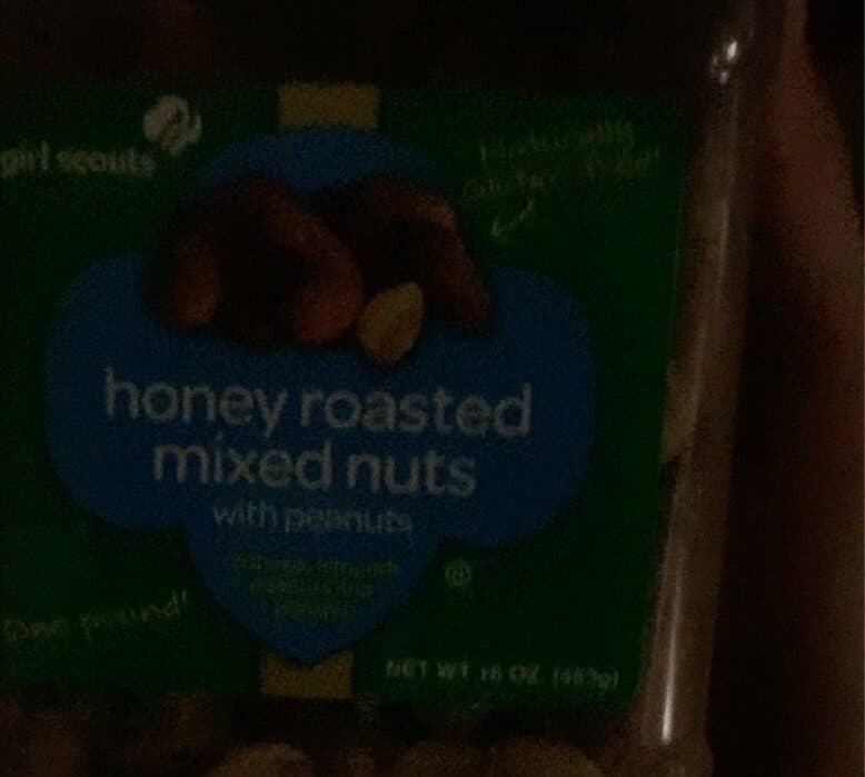 Honey roasted mixed nuts packshot