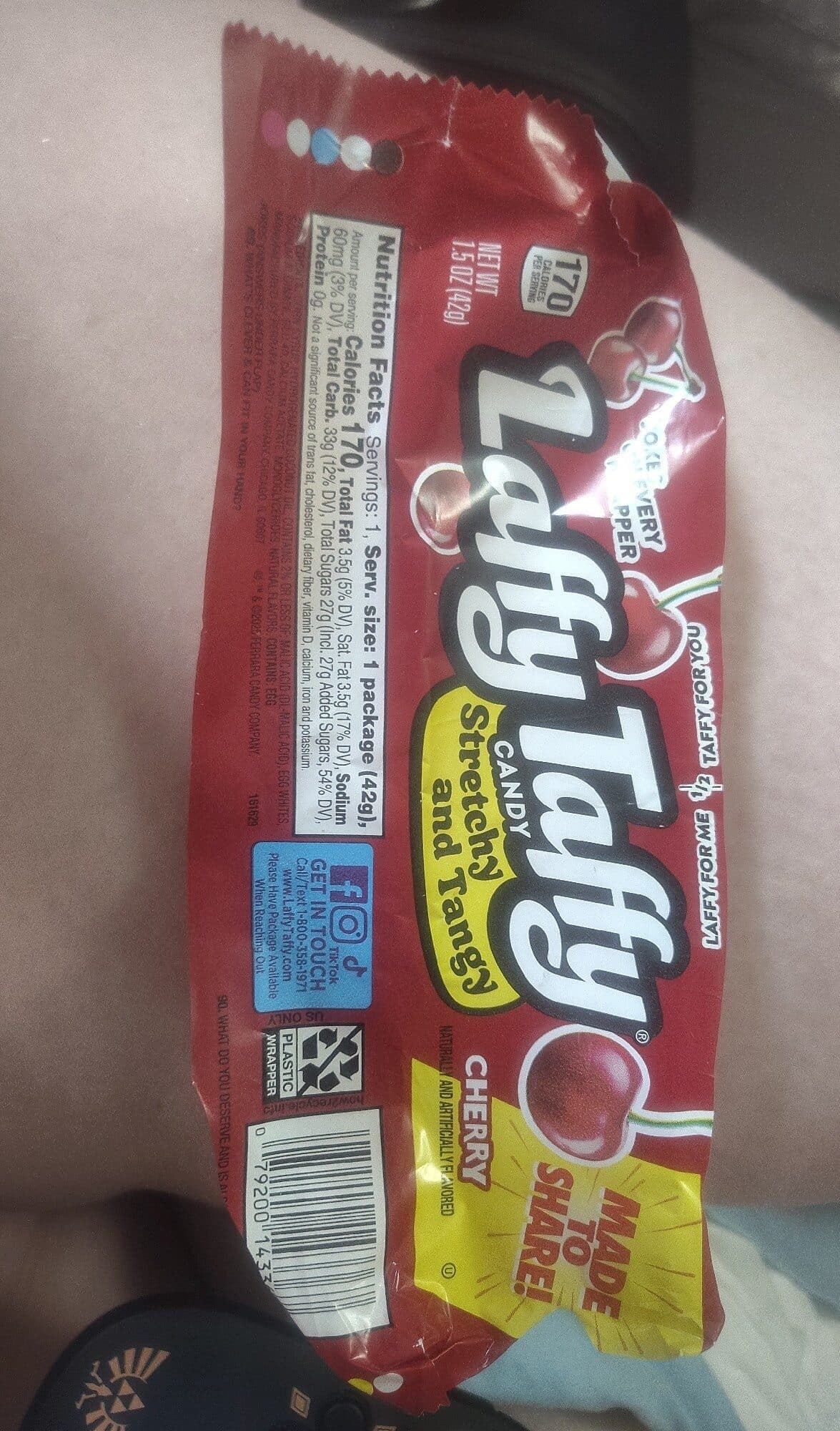 Laffy Taffy Laffy taffy bar cherry packshot