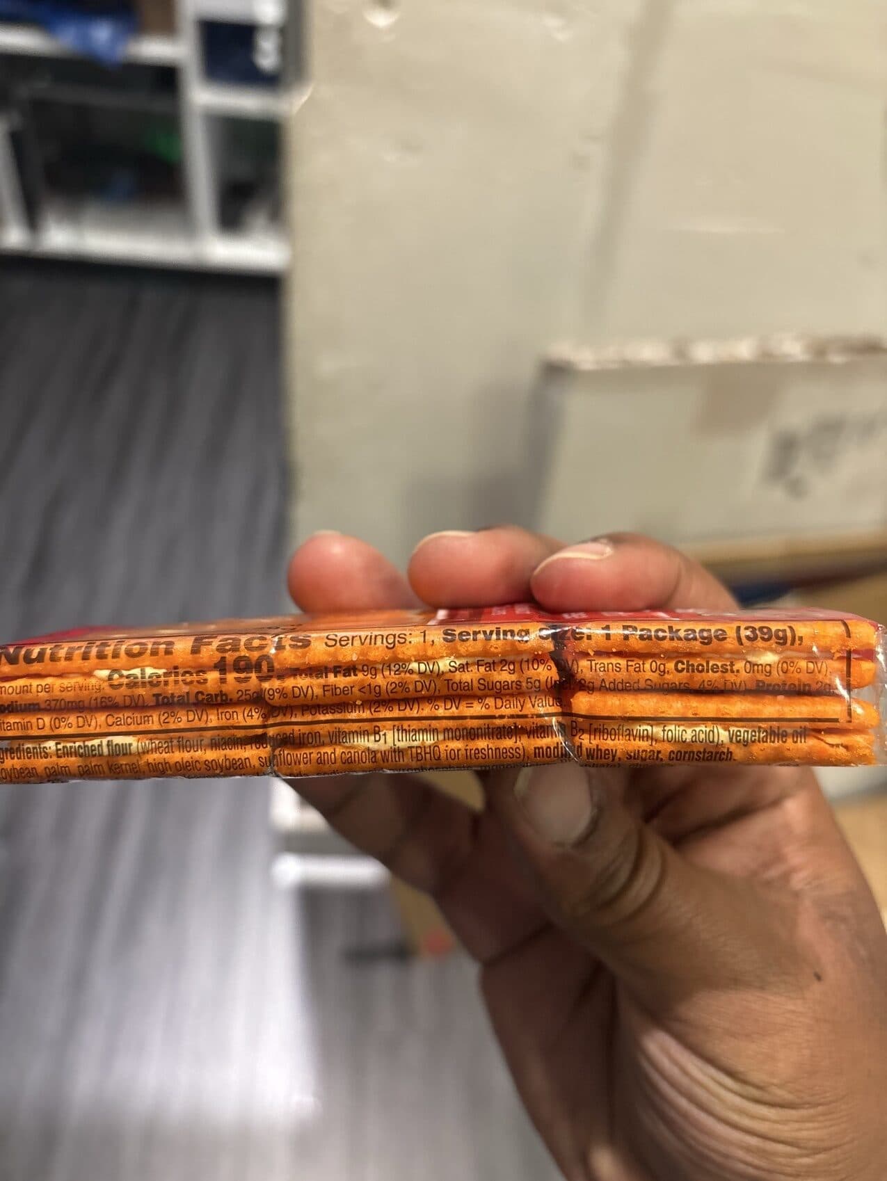 Austin Cheddar Cheese on Cheese Sandwich Crackers packshot