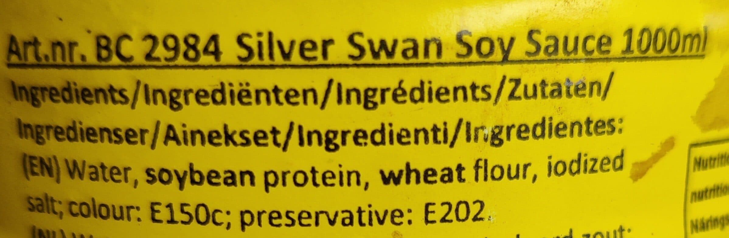 Silver Swan Manufacturing Co. Special soy sauce packshot